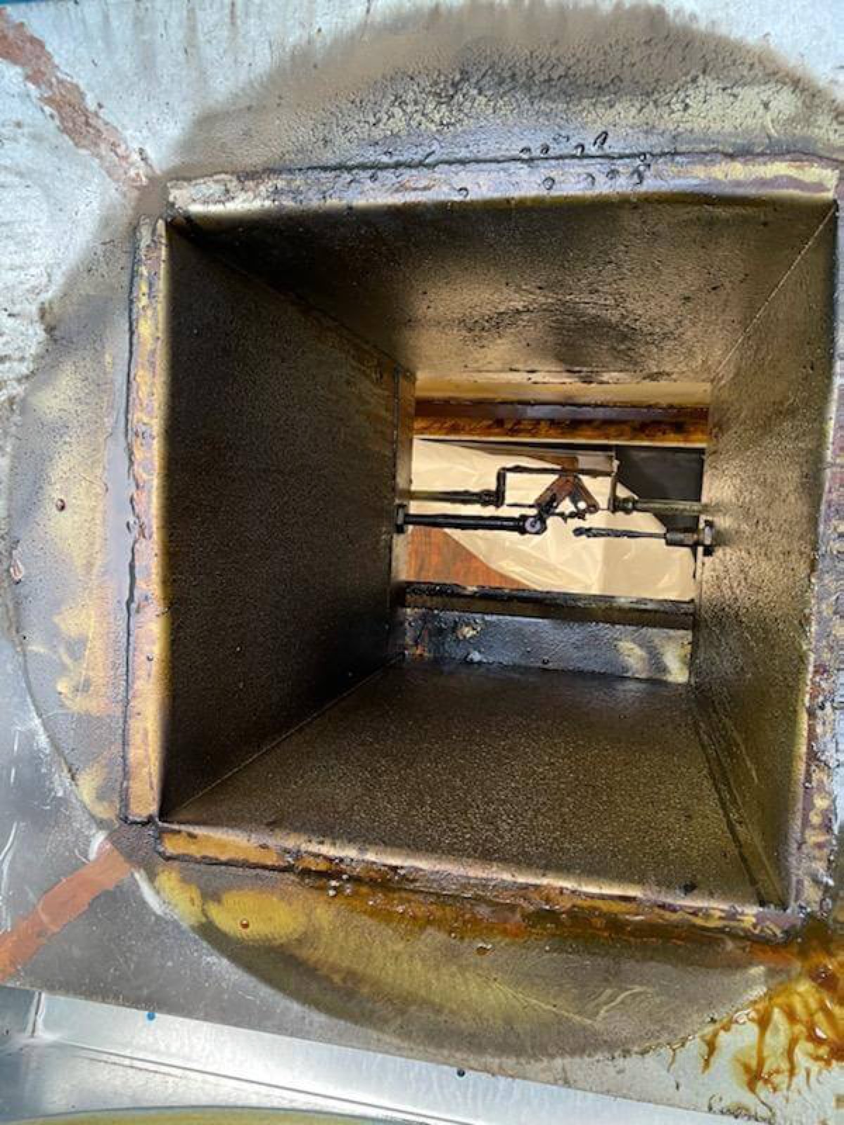 Kitchen Exhaust System Cleaning for a commercial kitchen